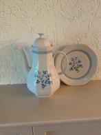 Koffiepot en bordjes, Antiek en Kunst, Antiek | Servies compleet, Ophalen of Verzenden