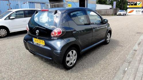 Toyota Aygo 1.0-12V Access 5 D 2010 NAP Airco Apk 07/06/2026, Auto's, Toyota, Bedrijf, Te koop, Aygo, ABS, Airbags, Airconditioning