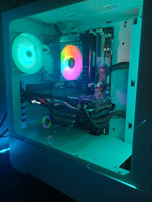 Budget Game PC met RGB verlichting, Computers en Software, Desktop Pc's, Zo goed als nieuw, 3 tot 4 Ghz, SSD, 8 GB, Met videokaart
