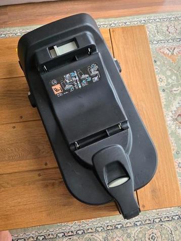 Isofix maxi cosi tinca base beschikbaar voor biedingen