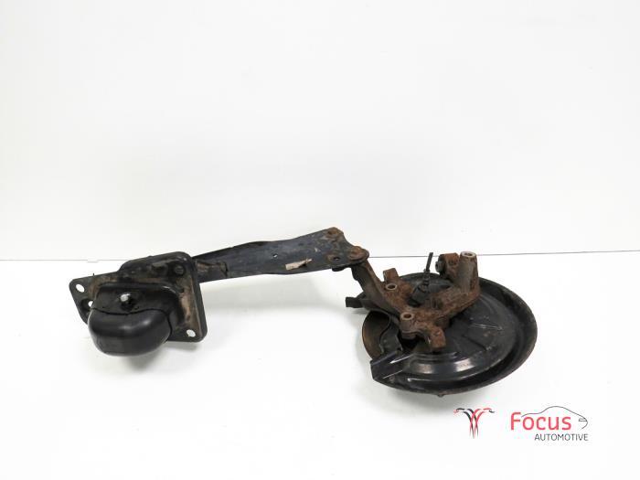 Fusee links-achter van een Volkswagen Golf, Ophalen of Verzenden, 12 maanden garantie, Gebruikt, Volkswagen