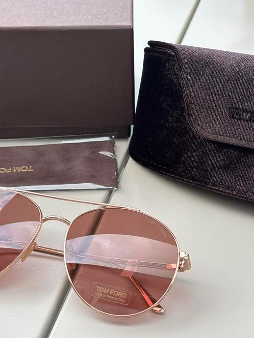 Tom Ford Cleo, Sieraden, Tassen en Uiterlijk, Zonnebrillen en Brillen | Dames, Zo goed als nieuw, Ophalen of Verzenden