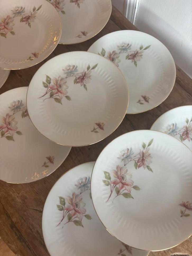 Gebaksbordjes Bavaria porselein bloem goud,vintage, Antiek en Kunst, Antiek | Servies compleet, Ophalen of Verzenden