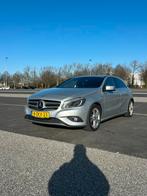 Mercedes-Benz A-Klasse A180 1.6 Blue EFF Aut7 2014 Grijs, Auto's, 4 cilinders, Leder en Stof, 122 pk, 1595 cc