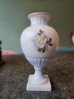 Puntgaaf vaasje.  Gouda Holland., Antiek en Kunst, Antiek | Keramiek en Aardewerk, Ophalen of Verzenden