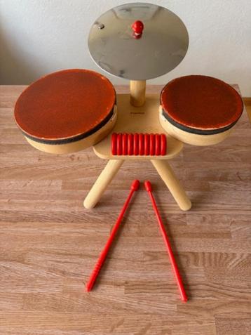 compleet drumstel voor peuter + drumstokken/het klinkt echt! beschikbaar voor biedingen
