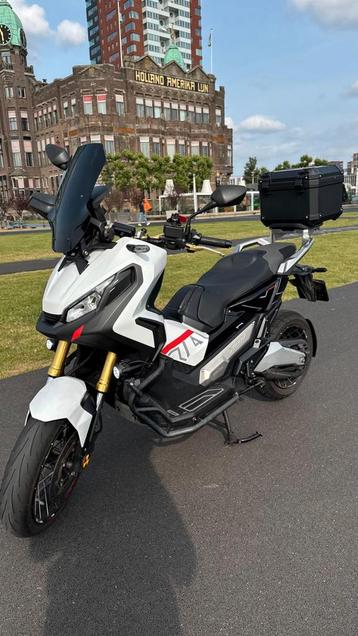 Honda X-adv 750cc beschikbaar voor biedingen
