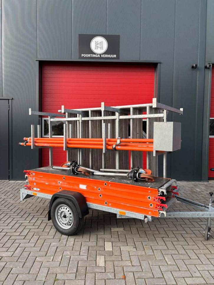 Complete altrex set 5200 serie te koop (gekeurd), Doe-het-zelf en Verbouw, Steigers, Zo goed als nieuw, Rolsteiger of Kamersteiger
