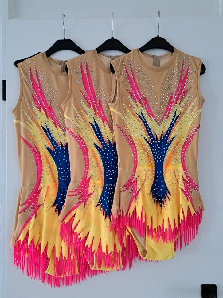 Acropakjes voor een trio, maat M, S en 152, Sport en Fitness, Turnen, Gebruikt, Turnpak(je), Ophalen of Verzenden