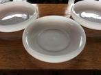 IKEA Trio glazen schalen van wit opaalglas, Huis en Inrichting, Ophalen, Schaal, Rond, Glas
