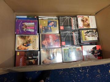 Mega Partij van +/- 1000 DVD beschikbaar voor biedingen