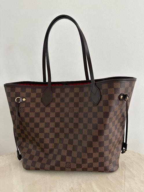 Louis vuitton Neverfull MM, Sieraden, Tassen en Uiterlijk, Tassen | Damestassen, Zo goed als nieuw, Handtas, Bruin, Ophalen