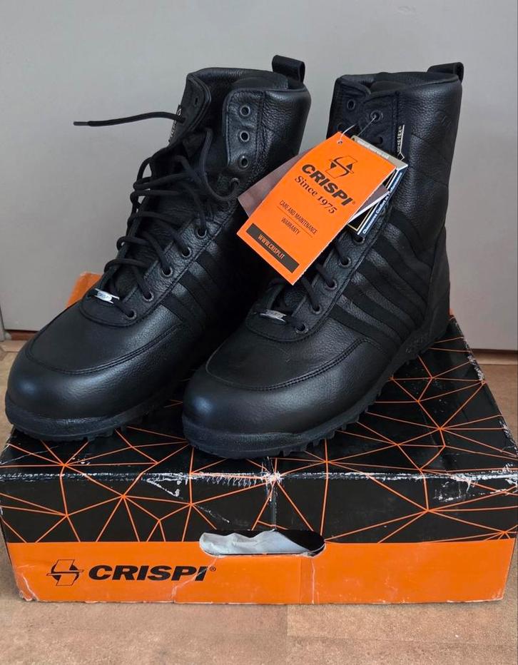 Nieuwe Crispi werkschoenen maat 45 met stalen neus, Kleding | Heren, Schoenen, Nieuw, Werkschoenen, Zwart, Ophalen of Verzenden