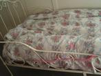 Prachtig Antiek Wit kinderbed op Wieltjes, Huis en Inrichting, Slaapkamer | Bedden, Gebruikt, Eenpersoons, Wit, 190 cm of minder