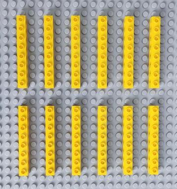 LEGO Parts Yellow / Geel Technic, Brick 1 x 8 Holes 3702 beschikbaar voor biedingen