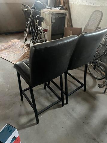 Set van 2 barkrukken. beschikbaar voor biedingen