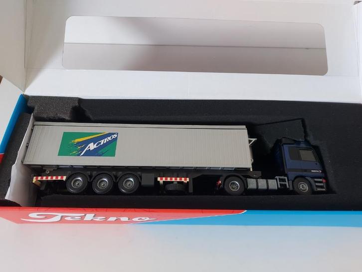 Tekno 971008 Mercedes-Benz Actros 1853 Trekker kiepoplegger, Hobby en Vrije tijd, Modelauto's | 1:50, Zo goed als nieuw, Bus of Vrachtwagen