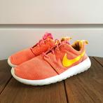 Nike roshe run maat 38 oranje, Jongen of Meisje, Ophalen of Verzenden, Zo goed als nieuw