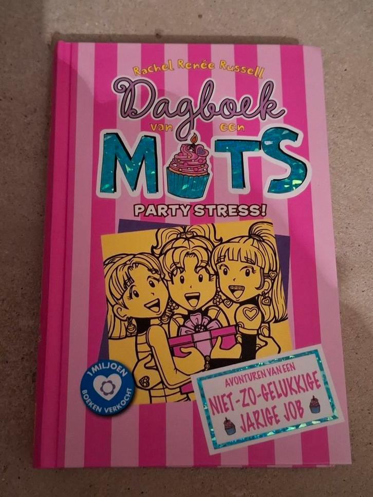 Rachel Renée Russell - Partystress!, Boeken, Kinderboeken | Jeugd | 10 tot 12 jaar, Zo goed als nieuw, Ophalen of Verzenden