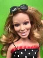 2006 Barbie Hilary Duff Red Carpet Glam K2896, Fashion Doll, Ophalen of Verzenden, Zo goed als nieuw