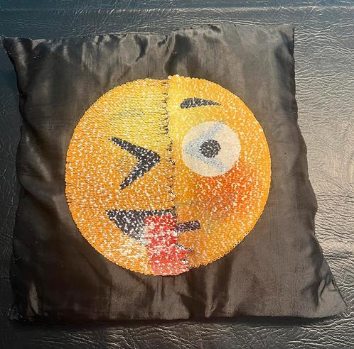 Kussenhoes Emoji omkeerbare pailletten 40 cm, Huis en Inrichting, Woonaccessoires | Kussens, Gebruikt, Vierkant, Ophalen of Verzenden