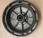 Ural wielnaaf, Ophalen