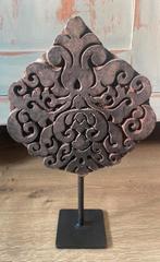 Prachtige batik stempel op standaard India, Antiek en Kunst, Ophalen of Verzenden