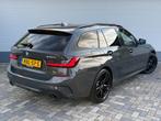 BMW 3-serie Touring 330e xDrive M-sport|LASER|PANO|ACC|T.HAA, Auto's, 1998 cc, Gebruikt, Zwart, 4 cilinders