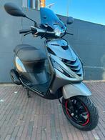 Piaggio Zip 45KM/U SP 2024  2067KM NIEUWSTAAT, Ophalen, Maximaal 45 km/u, Zip, Zo goed als nieuw