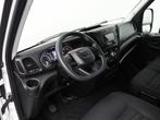 Iveco Daily 35C16 Bakwagen+Laadklep 2023 | Airco | 3-Persoon, Auto's, Stof, Gebruikt, Zwart, 156 pk