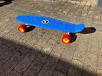Mini Cruiser Skateboard – Blauw met rode wielen, Ophalen, Zo goed als nieuw, Skateboard