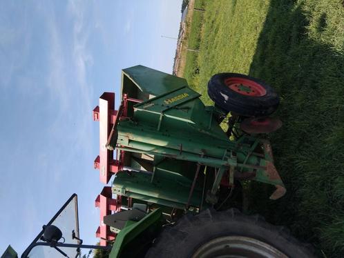 Hassia aardapelpootmachine en grimme aanaarder, Zakelijke goederen, Agrarisch | Tractoren, tot 2500, Overige merken, 80 tot 120 Pk