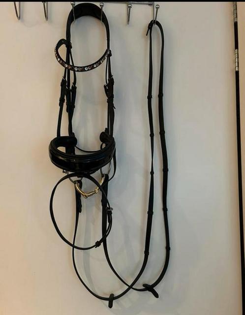 Bridle2fit ZGAN Zwart lack met swarovski frontriem, Dieren en Toebehoren, Paarden en Pony's | Hoofdstellen en Tuigage, Zo goed als nieuw