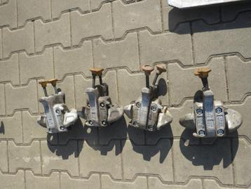 twistlocks twistlock set van 4 stuks  beschikbaar voor biedingen