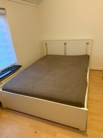 IKEA SONGESAND bed 140x200 met 2 lades inc matras beschikbaar voor biedingen