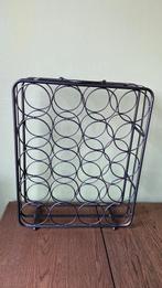 Zwart metalen wijnrek, Huis en Inrichting, Ophalen, 50 tot 75 cm, 15 tot 25 flessen, Zo goed als nieuw