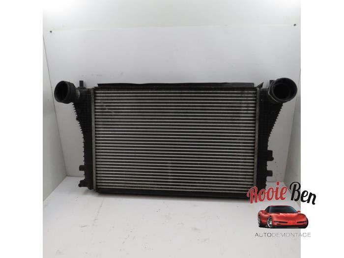 Intercooler van een Volkswagen Golf, Auto-onderdelen, Airco en Verwarming, Volkswagen, Gebruikt, 3 maanden garantie, Ophalen of Verzenden