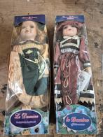 2 poppen Le Damine, Ophalen of Verzenden, Pop