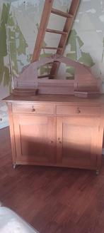 Oud dressoir, heeft wat liefde nodig, Ophalen