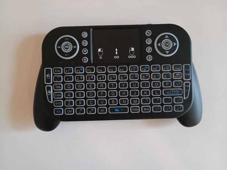 Mini Draadloos Toetsenbord: 2.4G Dual-Mode met Touchpad, Computers en Software, Toetsenborden, Nieuw, Qwerty, Draadloos, Ergonomisch