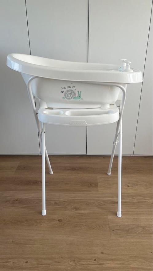 Bebe-jou badstandaard en badje, Kinderen en Baby's, Badjes en Verzorging, Zo goed als nieuw, Badje, Bébé-jou, Standaard, Ophalen