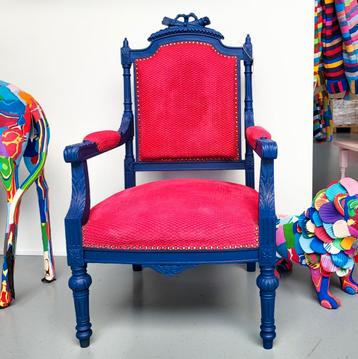 Kleurrijke fauteuil 