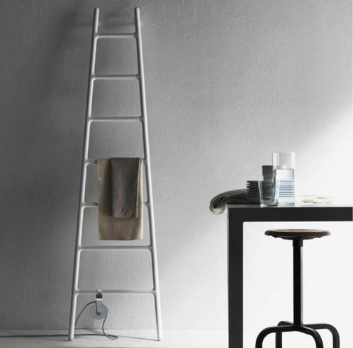Zgan Elektr Tubes Scaletta handdoek Radiator, Huis en Inrichting, Badkamer | Complete badkamers, Zo goed als nieuw, Ophalen