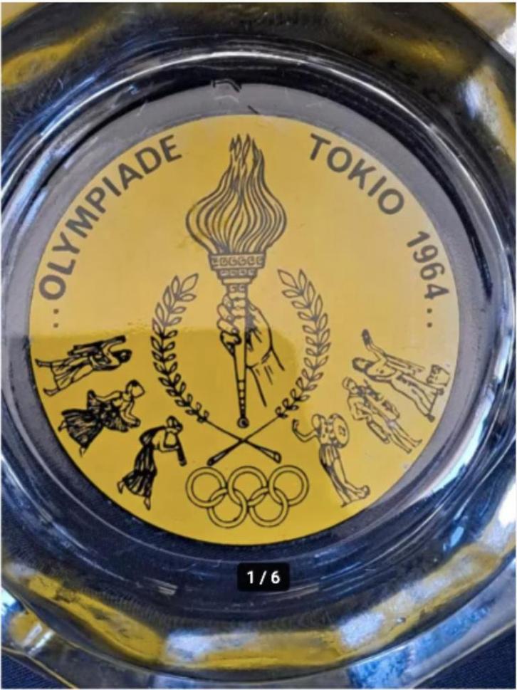 TOKYO 1964 Olympics Olympiad commemorative glass ashtray 10, Verzamelen, Sportartikelen en Voetbal, Buitenlandse clubs, Ophalen of Verzenden