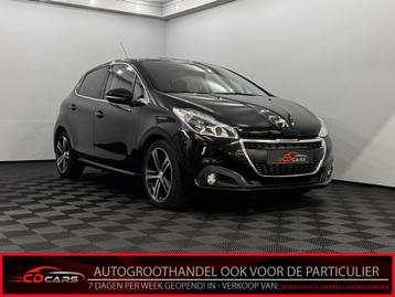 Peugeot 208 1.2 GT-line Half leder, Pano, Navi, Camera, Clim beschikbaar voor biedingen