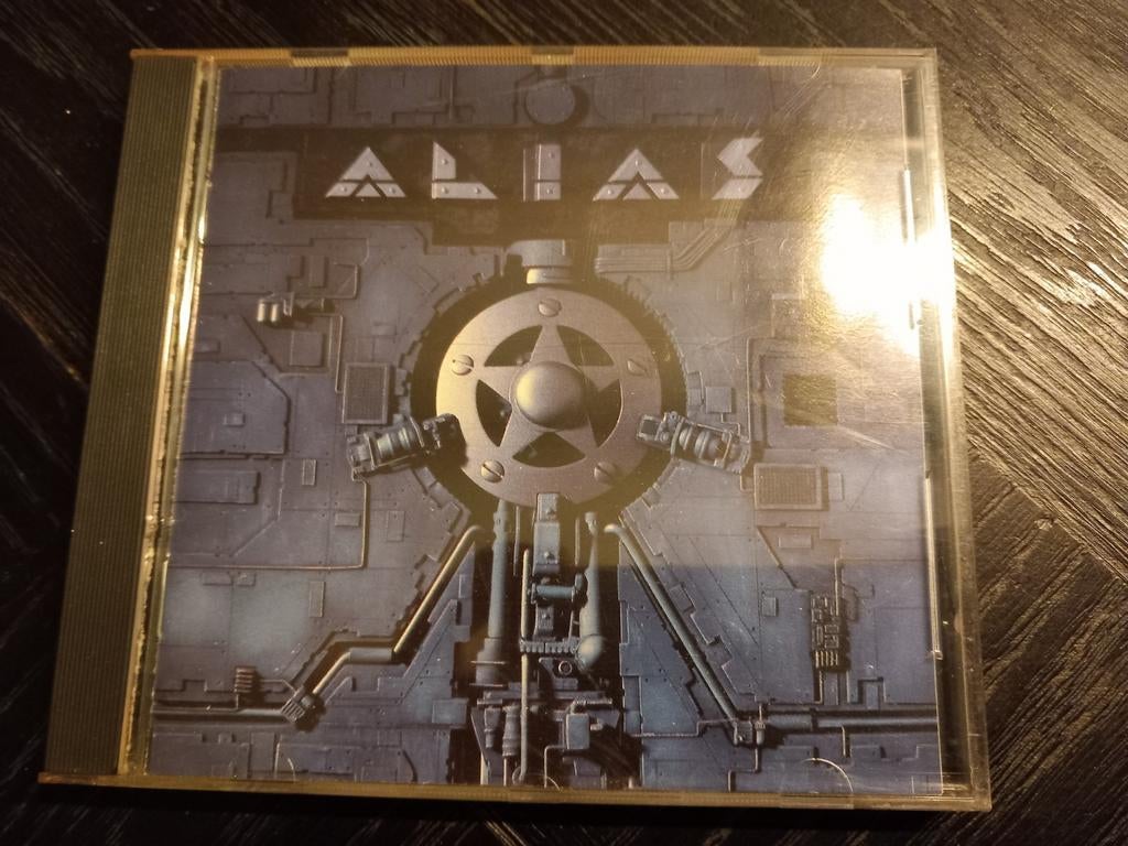Alias - alias, Ophalen of Verzenden, Zo goed als nieuw