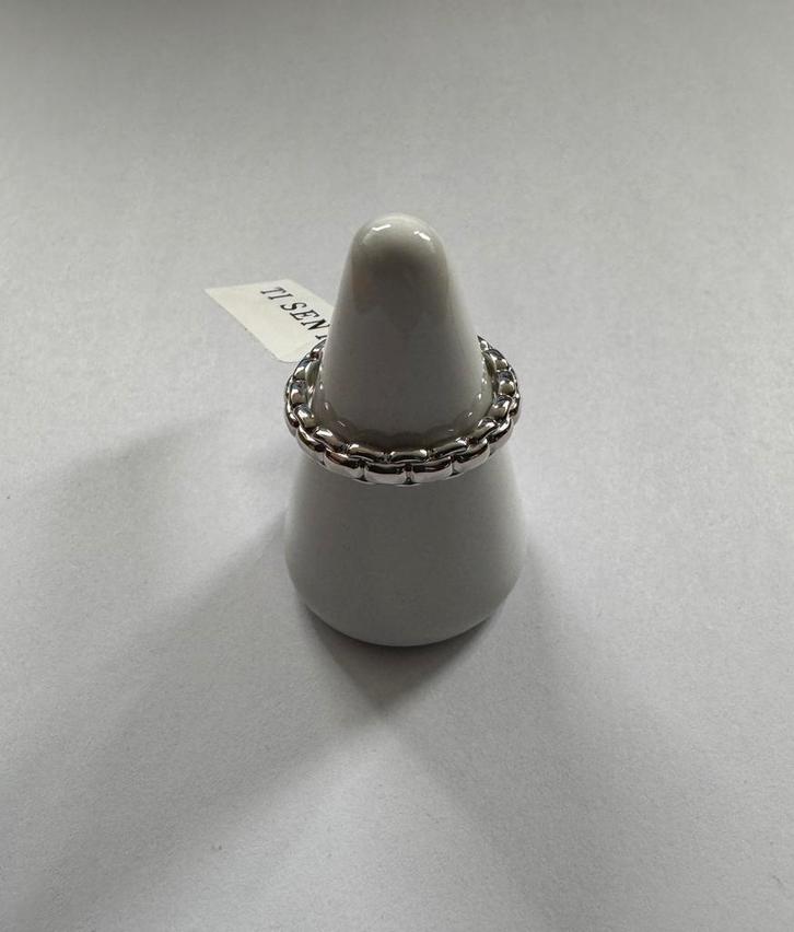 NIEUW: Ti Sento ring met schakelpatroon 58 / 18.5, Sieraden, Tassen en Uiterlijk, Ringen, Nieuw, Dame, 18 tot 19, Zilver, Ophalen of Verzenden
