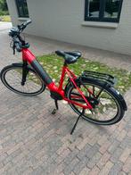 Gazelle Ultimate E Bike rood met weinig KM!, Ophalen, Gebruikt, 50 km per accu of meer, 55 tot 59 cm