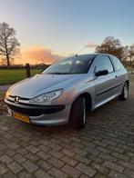 Peugeot 206 1.1 XR 3D 2004 Grijs Pop Art, Auto's, Peugeot, Voorwielaandrijving, Stof, 31 €/maand, 4 cilinders