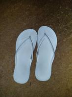 Archies slippers maat 36-36,5, Slippers, Wit, Ophalen of Verzenden, Zo goed als nieuw